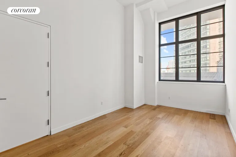 New York City Real Estate | View 27-28 Thomson Avenue, 606 | room 4 | View 5