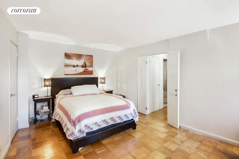 New York City Real Estate | View 225 East 36th Street, 19H | room 3 | View 4