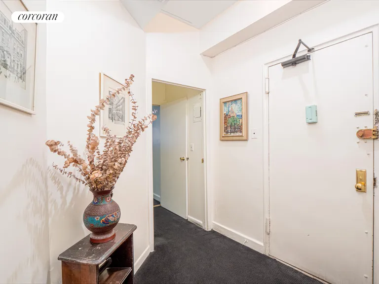 New York City Real Estate | View 59 East 72nd Street, 1A | room 3 | View 4