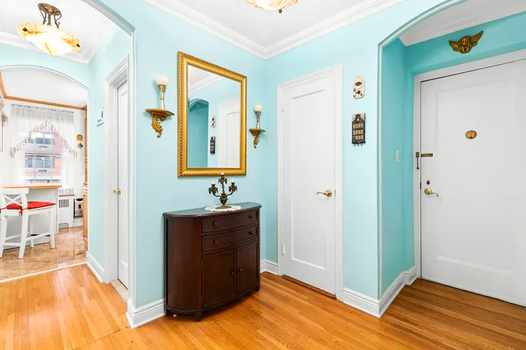 New York City Real Estate | View 205 East 72Nd Street, 2I | Other Listing Photo | View 9