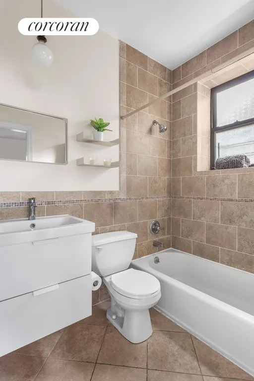 New York City Real Estate | View 4606 6th Avenue, 4R | Full Bathroom | View 7