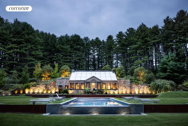 New York City Real Estate | View 759 Hartwood Road | room 26 | View 27