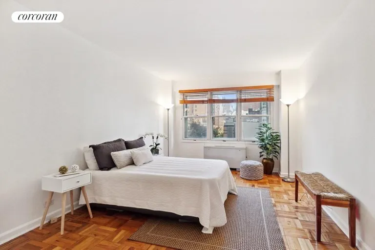 New York City Real Estate | View 205 East 63rd Street, 4E | Bedroom | View 4