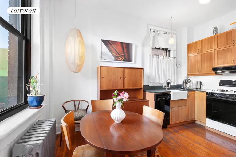 New York City Real Estate | View 223 West 21st Street, 4K | Kitchen/Dining | View 2