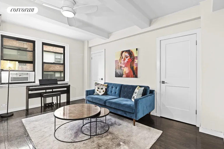 New York City Real Estate | View 211 East 35th Street, 4DD | Living Room | View 2