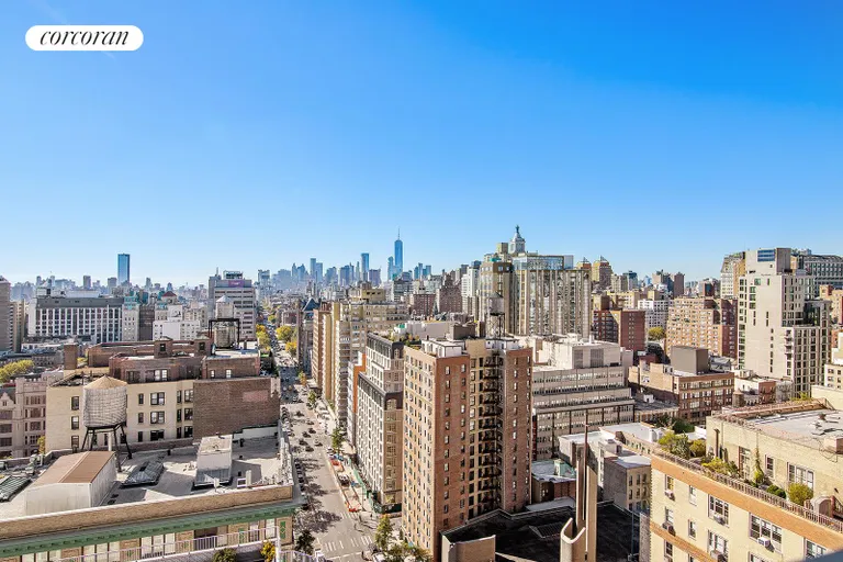 New York City Real Estate | View 300 East 23rd Street, PHC | room 4 | View 5