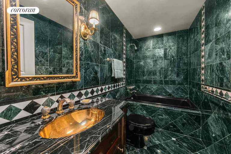 New York City Real Estate | View 2 East End Avenue, PHG | room 16 | View 17