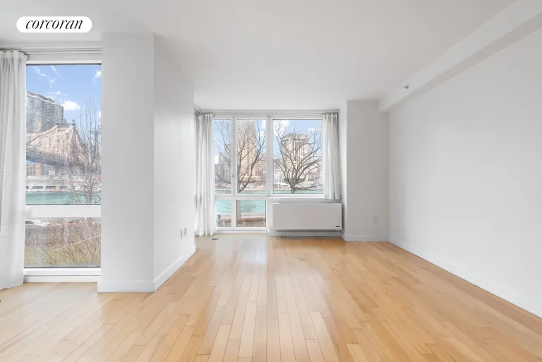 New York City Real Estate | View 415 Main Street, 2F | room 5 | View 6
