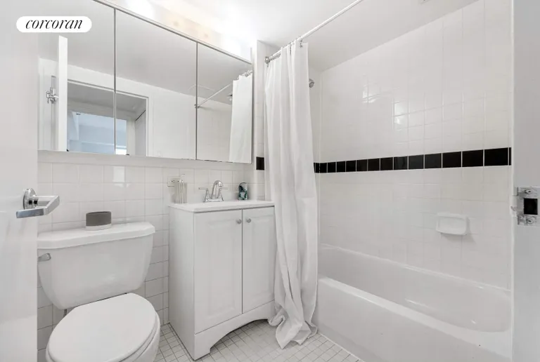 New York City Real Estate | View 300 West 145th Street, 3J | Full Bathroom | View 7