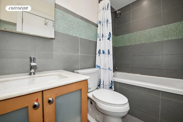 New York City Real Estate | View 11 Terrace Place, 1C | Full Bathroom | View 8