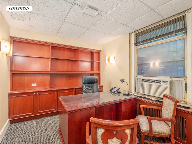New York City Real Estate | View 21 East 90th Street, 1A | room 3 | View 4