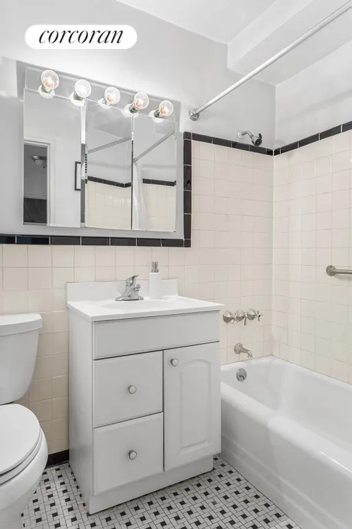 New York City Real Estate | View 415 East 85th Street, 12A | Full Bathroom | View 6