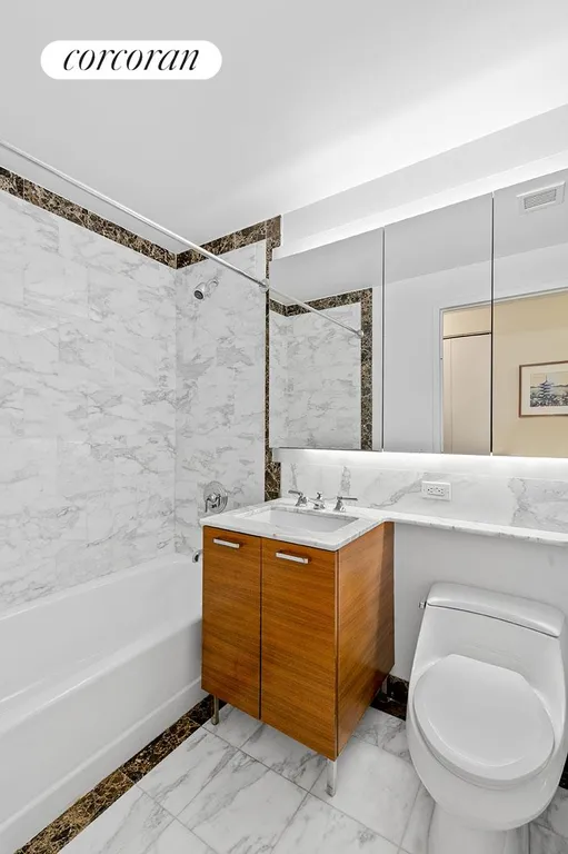 New York City Real Estate | View 415 Main Street, 4G | Full Bathroom | View 6