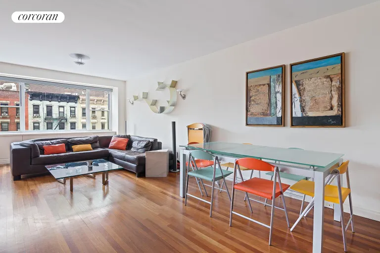 New York City Real Estate | View 340 East 64th Street, 5G | Dining Bay/ Foyer | View 2