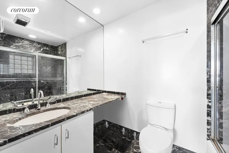 New York City Real Estate | View 216 East 47th Street, 11A | Bathroom | View 7