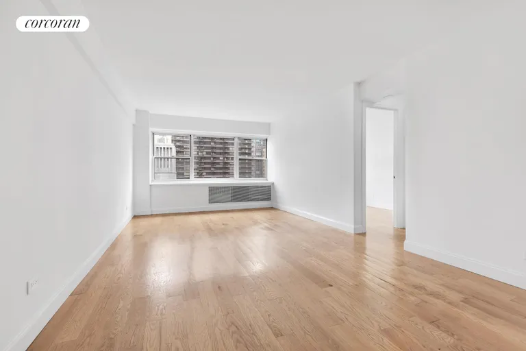 New York City Real Estate | View 333 East 46th Street, 9K | 1 Bed, 1 Bath | View 1