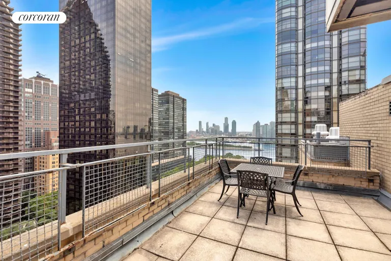 New York City Real Estate | View 333 East 46th Street, 9K | room 5 | View 6