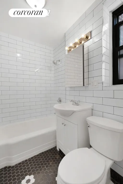 New York City Real Estate | View 160 Ocean Parkway, 5H | Full Bathroom | View 8