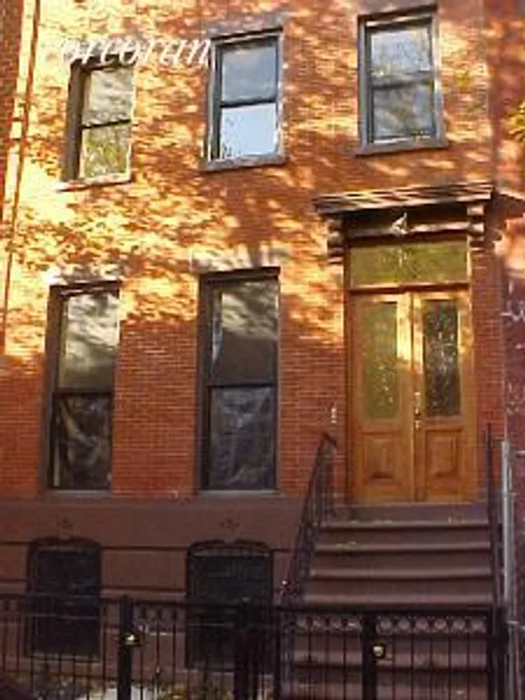 New York City Real Estate | View 52 Fort Greene Place, 2 | 3 Beds, 2 Baths | View 1