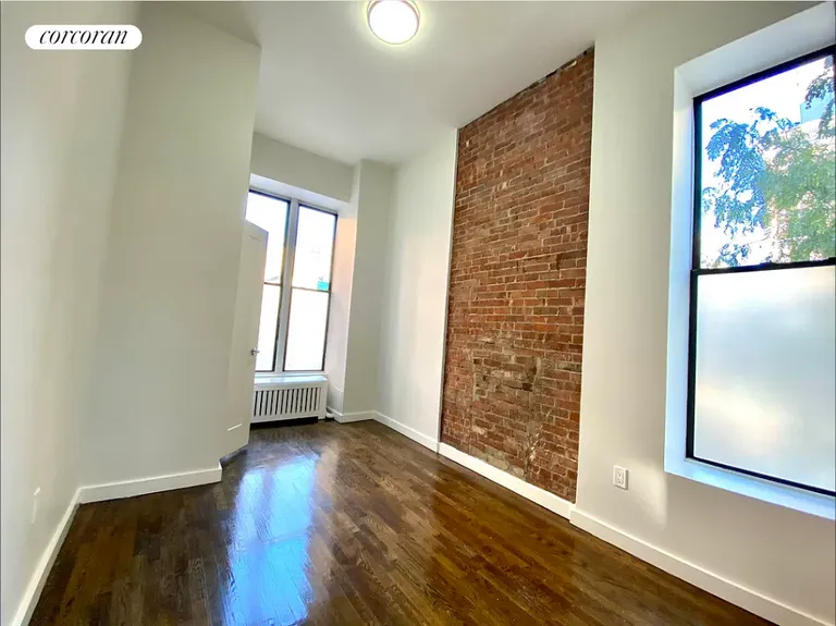 New York City Real Estate | View 200 West 83rd Street, 1F | room 3 | View 4