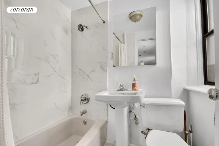 New York City Real Estate | View 218-220 East 82Nd Street, 2FW | Full Bathroom | View 5
