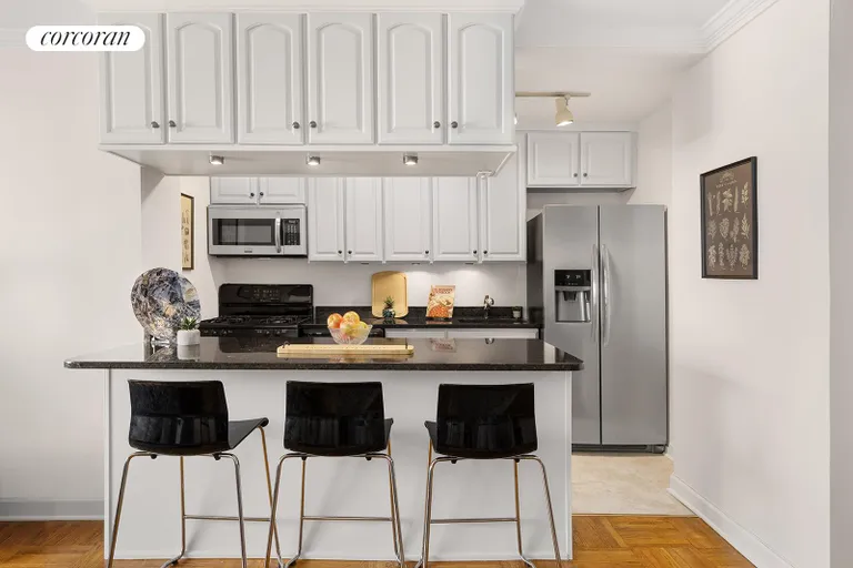 New York City Real Estate | View 347 East 53rd Street, 8C | Kitchen | View 4