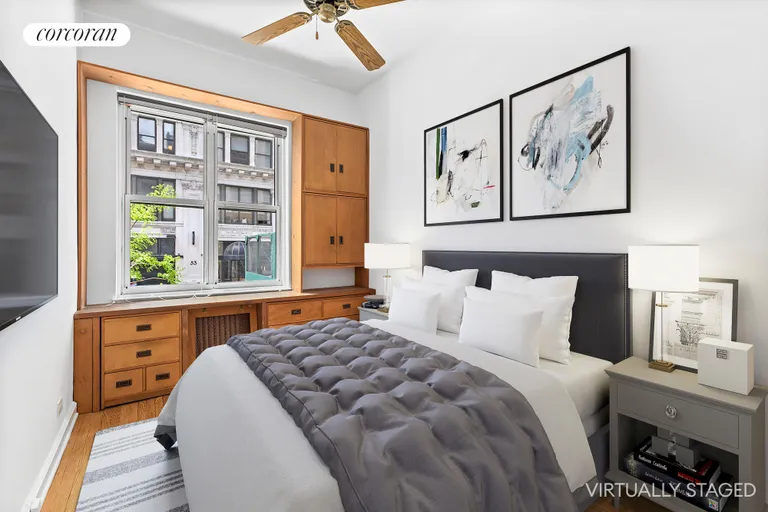New York City Real Estate | View 22 Irving Place, 2D | room 2 | View 3