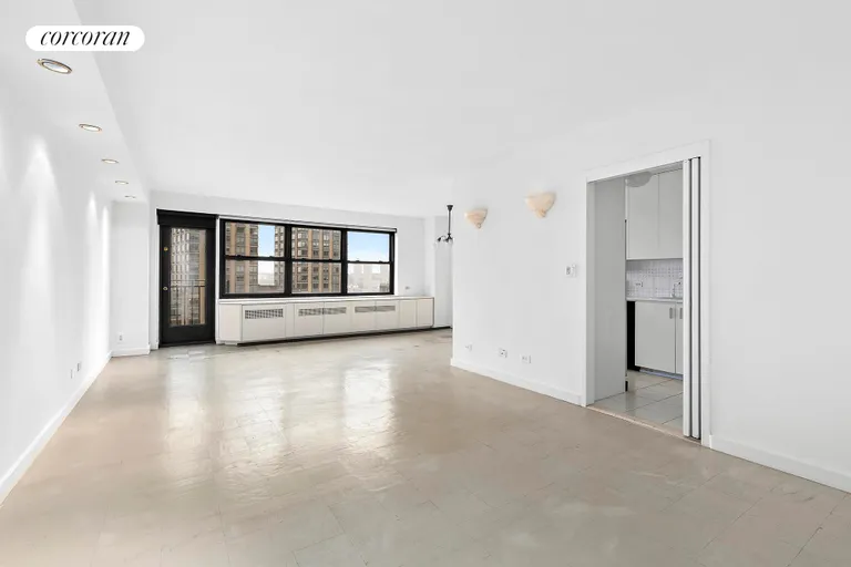 New York City Real Estate | View 165 West End Avenue, 21N | room 1 | View 2