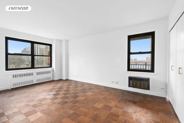 New York City Real Estate | View 165 West End Avenue, 21N | room 5 | View 6