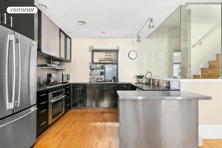 New York City Real Estate | View 50 Pine Street, PH12N | Kitchen | View 2