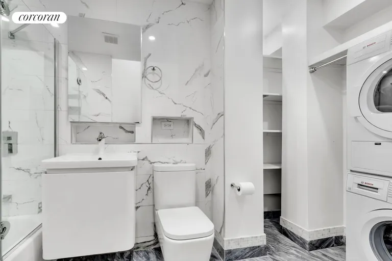 New York City Real Estate | View 250 Mercer Street, B308 | Full Bathroom | View 4