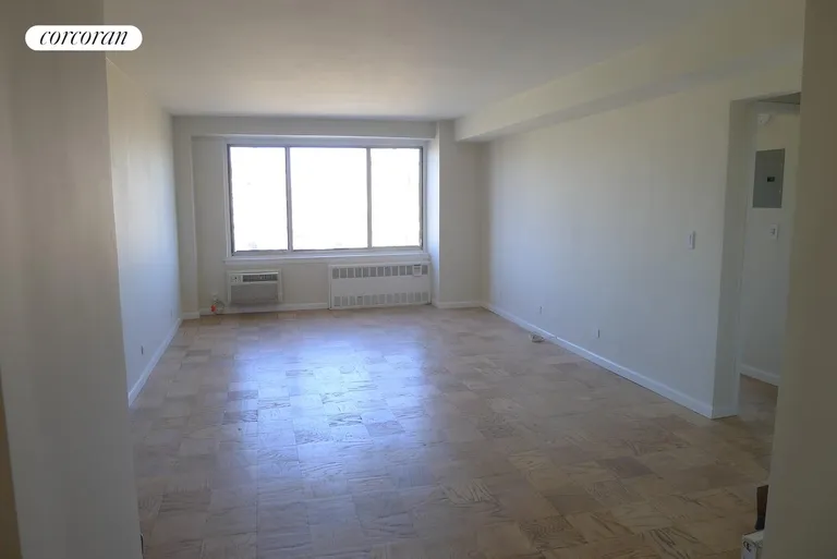 New York City Real Estate | View 400 Central Park West, 20V | Spacious living room | View 5
