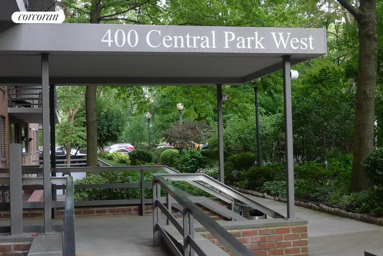 New York City Real Estate | View 400 Central Park West, 20V | Garden-side entry | View 8