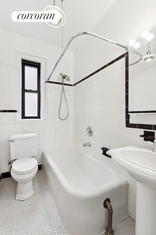 New York City Real Estate | View 210 Sixth Avenue, 5H | Gorgeous Windowed Bath | View 8
