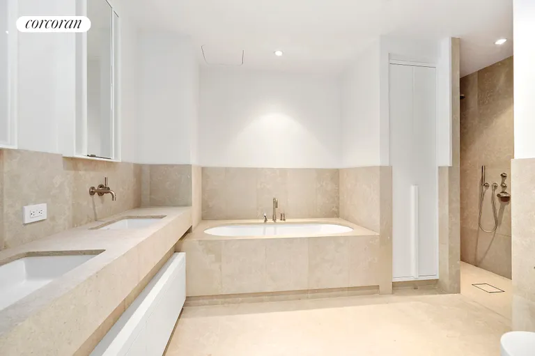 New York City Real Estate | View 404 Park Avenue South, 9A | Full Bathroom | View 6