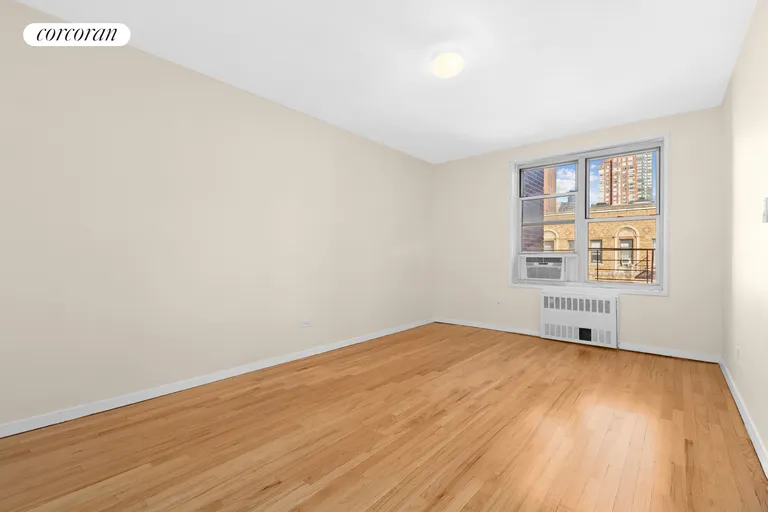 New York City Real Estate | View 302 East 88th Street, 7F | Bedroom | View 9