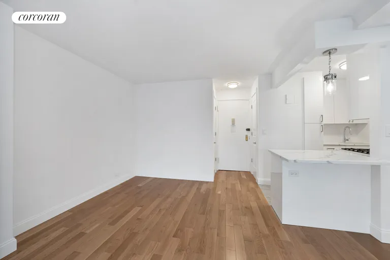 New York City Real Estate | View 315 East 72Nd Street, 8K | room 6 | View 7