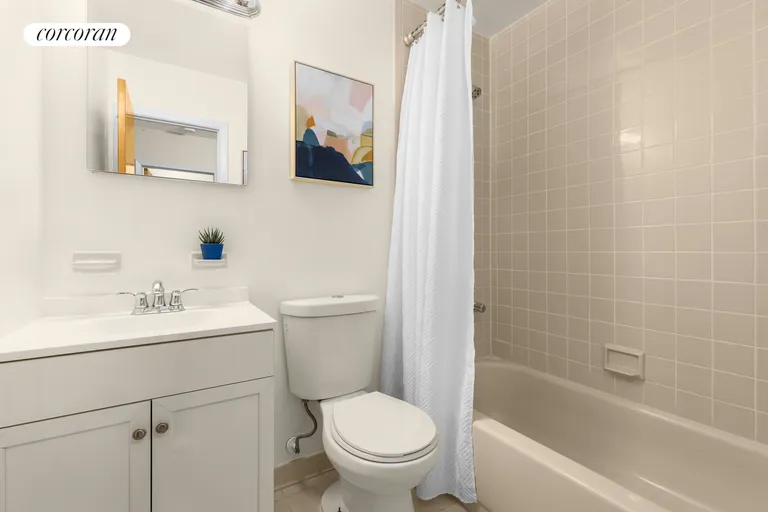 New York City Real Estate | View 190 Garfield Place, 3C | Pristine Second Bathroom | View 7