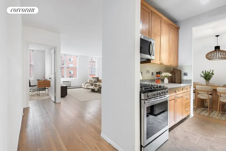 New York City Real Estate | View 40 West 105th Street, 3A | Kitchen | View 5