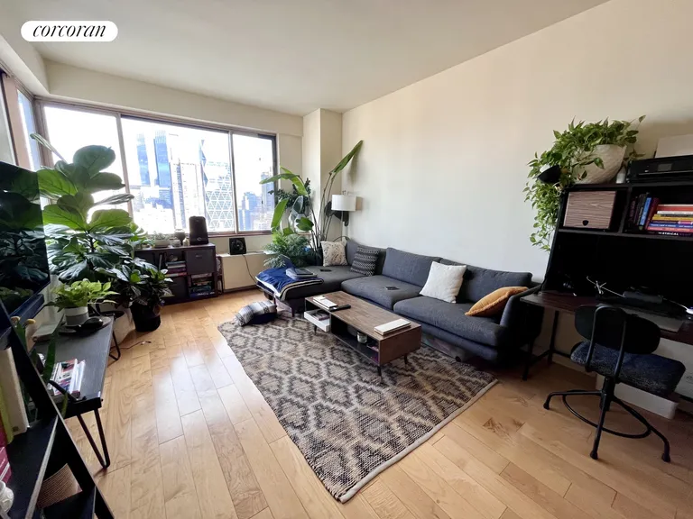 New York City Real Estate | View 350 West 50th Street, 31G | room 3 | View 4