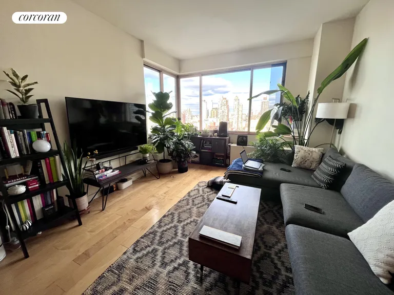 New York City Real Estate | View 350 West 50th Street, 31G | room 4 | View 5