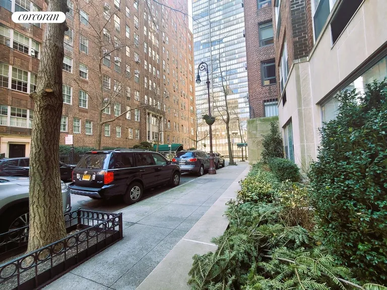 New York City Real Estate | View 12 Beekman Place, 1A | room 72 | View 73