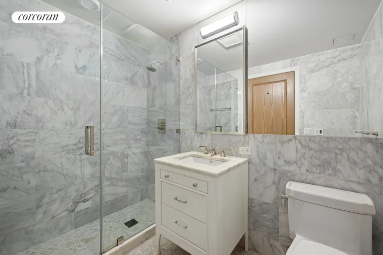 New York City Real Estate | View 245 West 14th Street, 7B | Full Bathroom | View 10