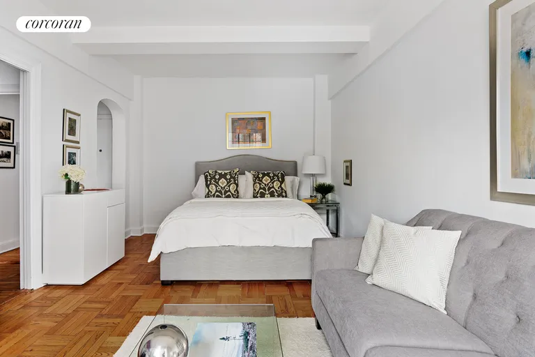 New York City Real Estate | View 140 East 40th Street, 10G | room 2 | View 3