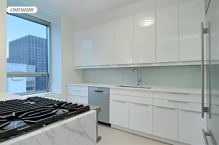 New York City Real Estate | View 15 West 53rd Street, 45DE | room 5 | View 6