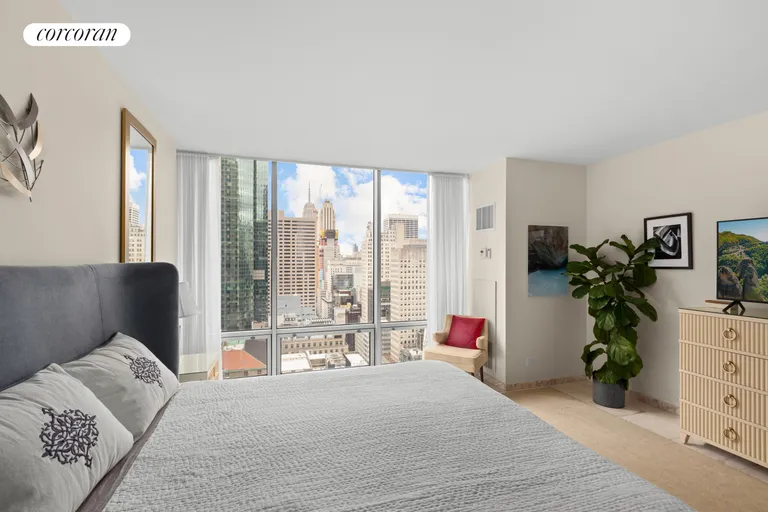 New York City Real Estate | View 641 Fifth Avenue, 24E | room 3 | View 4