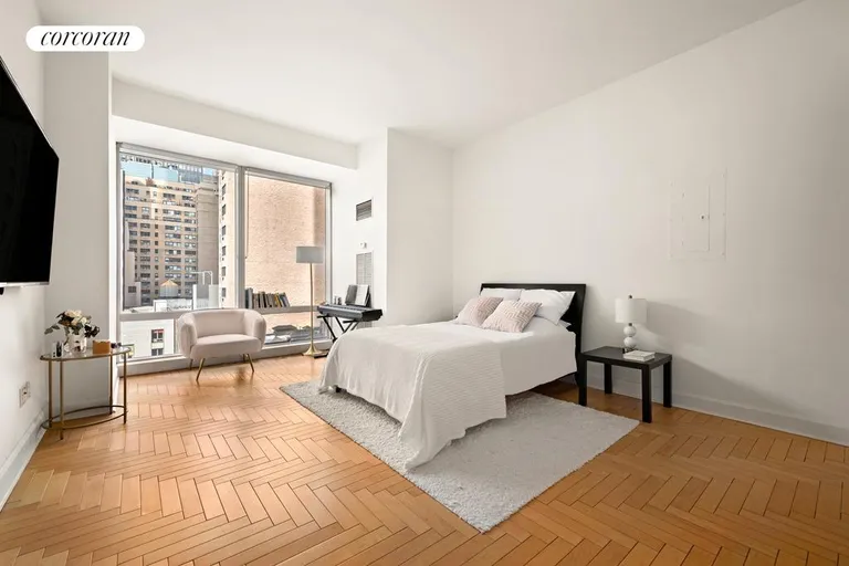 New York City Real Estate | View 845 United Nations Plaza, 9F | room 1 | View 2