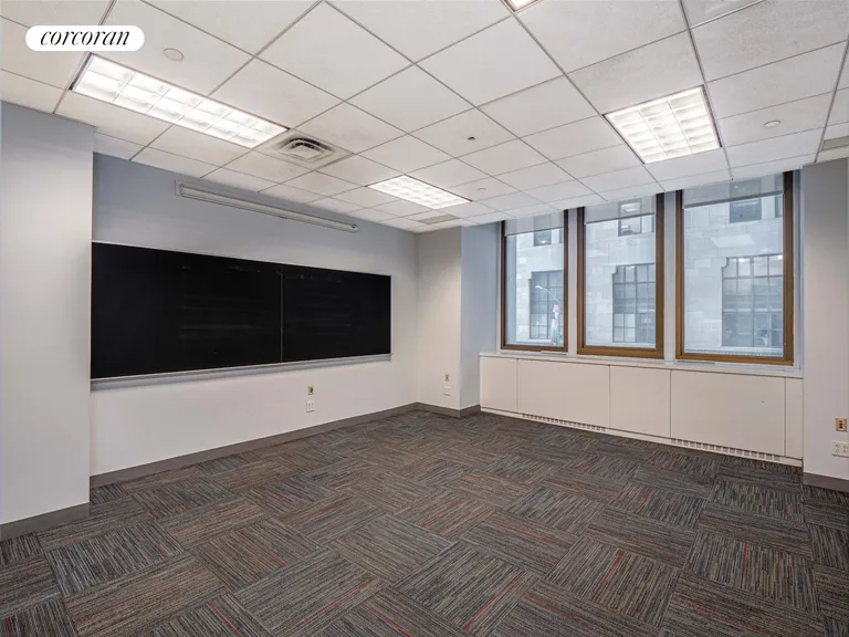 New York City Real Estate | View 233 Broadway, OFFICE | room 27 | View 28