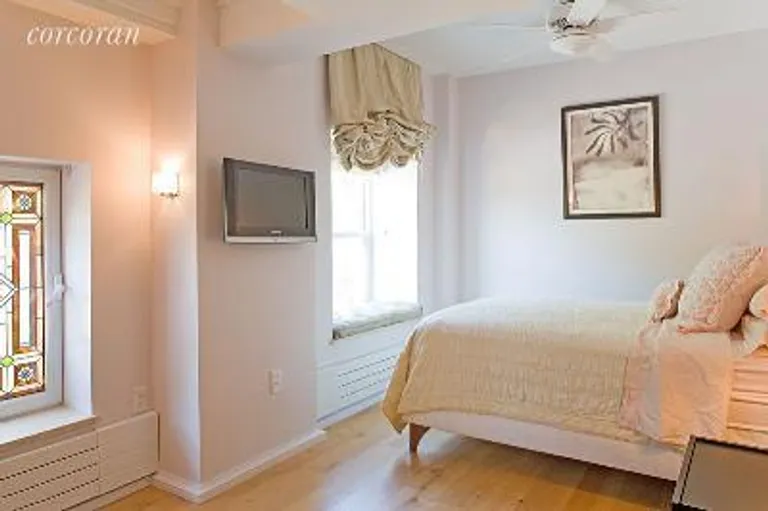 New York City Real Estate | View 175 East Broadway, M | room 2 | View 3