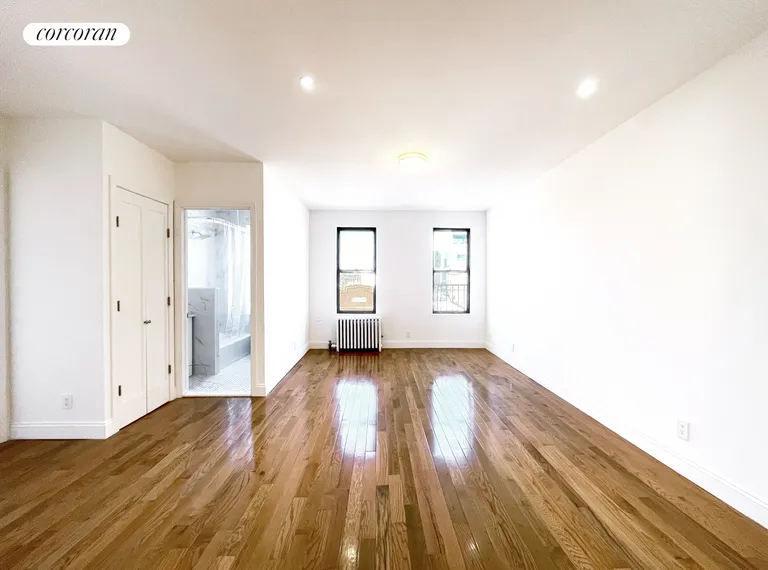 New York City Real Estate | View 24-39 38th Street, D5 | 2 Beds, 1 Bath | View 1